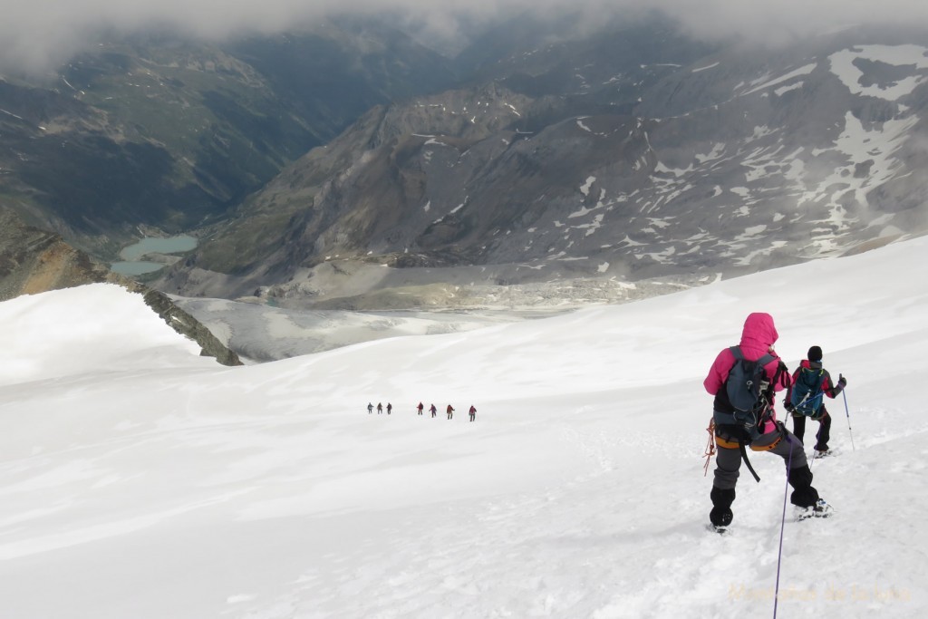 Bajando del Bishorn por el Glaciar Turtmann, a la derecha Leti e Isa